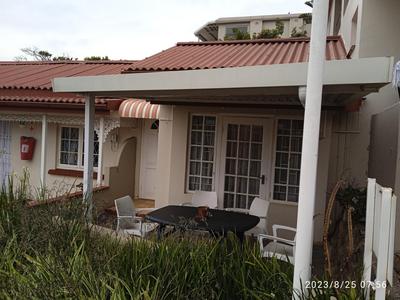 Townhouse For Sale in Uvongo, Uvongo